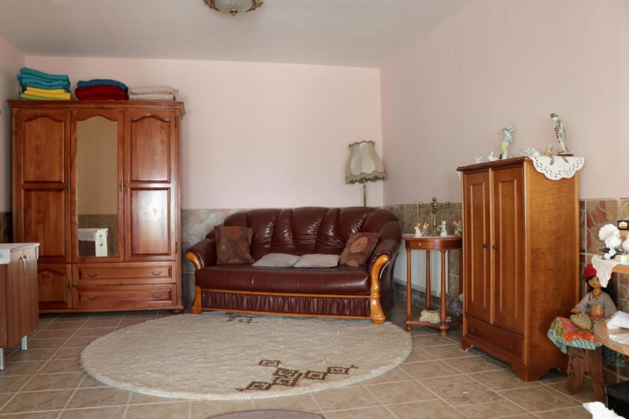 Villa Nora Αλμπένα Εξωτερικό φωτογραφία