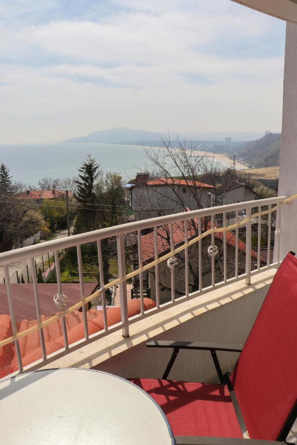 Villa Nora Αλμπένα Εξωτερικό φωτογραφία